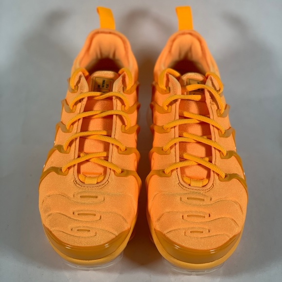 orange vapormax plus women's